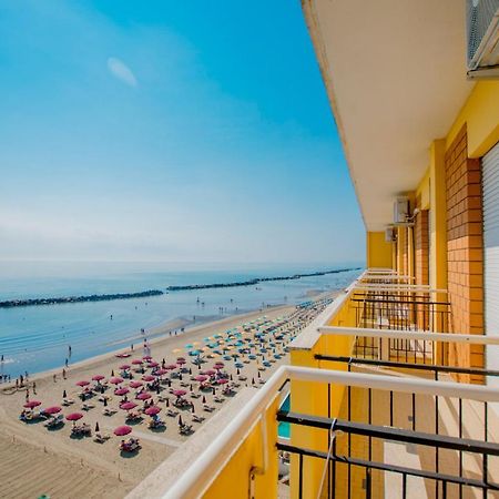 Hotel Apollonia Lido Di Savio Ngoại thất bức ảnh